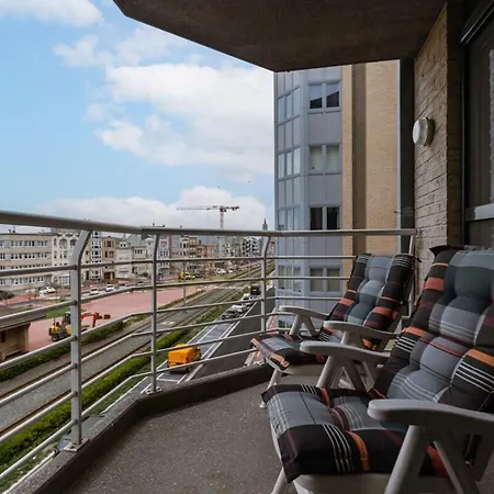 Apartman Huswell - Spacious With Private Car Park *