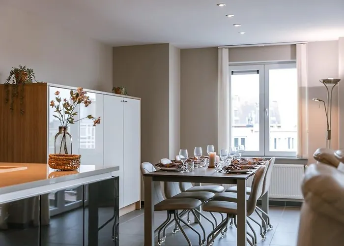 Huswell - Spacious With Private Car Park Blankenberge